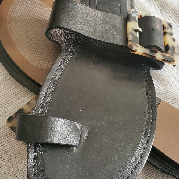 Sold! Zara Sandals - Picture 2 of 4